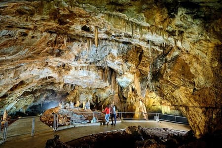 1-Hour Guided Lipa Cave Adventure in Montenegro