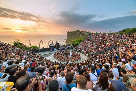 Private Tour Uluwatu Sunset Kecak Dance and Dinner at Jimbaran