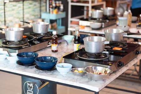 Thai Cooking School Phuket with Thai People