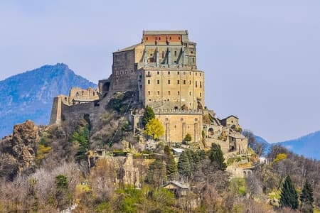Ab Turin: Private Halbtagestour durch die mittelalterliche Sacra di San Michele