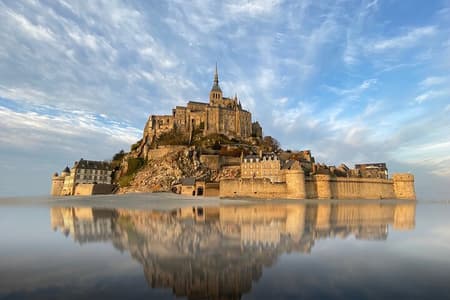 Mont Saint Michel Day Trip from Paris with English Speaking Guide