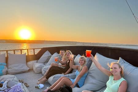 Sunset Cruise met Griekse BBQ & Onbeperkt Aperol Spritz, Bierwijn