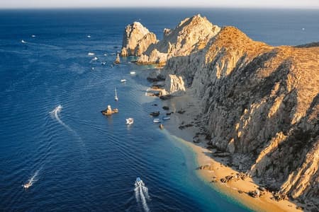 Cruzeiro ao pôr do sol em Cabo San Lucas com Open Bar e lanches