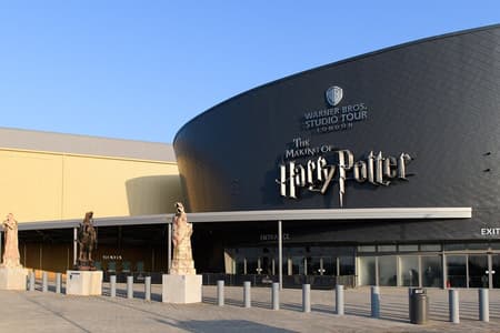 Warner Bros. Studio Tour London The Making of Harry Potter met retourtransfers
