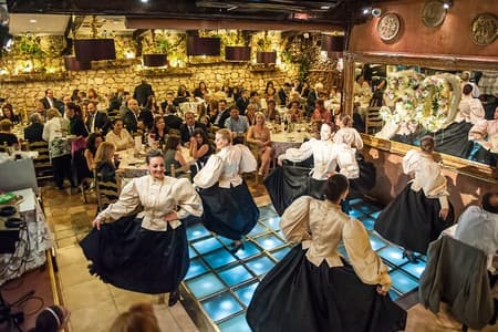 Maltese Traditional Dinner and Folklore Show with Transfers
