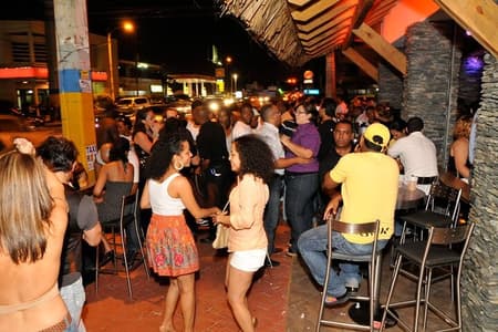 Recorrido Nocturno por Santo Domingo a Clubes y Zona Colonial
