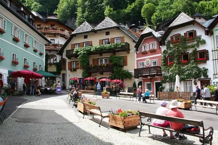 From Vienna: Hallstatt, Salzburg, Melk, Alps & Lakes Day Trip