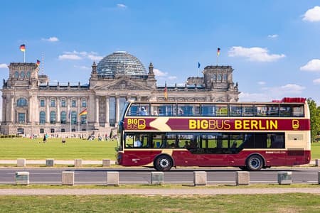 Big Bus Berlin Hop-On Hop-Off Sightseeing Tour & Currywurst