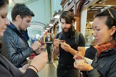 City Tour con degustación de comida en Helsinki