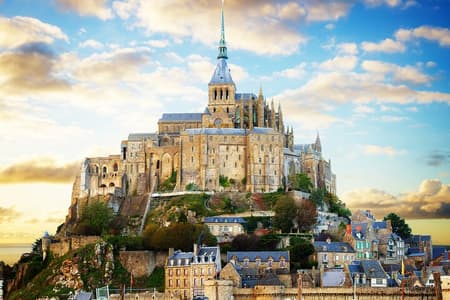 Mont Saint Michel Day Trip from Paris with English Speaking Guide