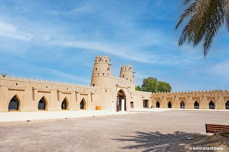 Excursion d'une journée complète à Al Ain au départ d'Abou Dabi avec déjeuner