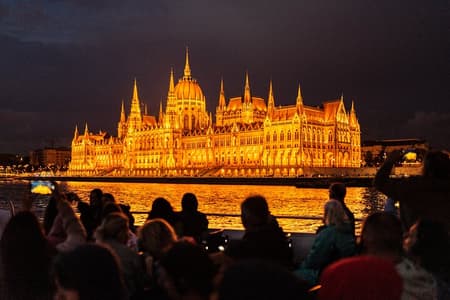 Budapest Danube River Sightseeing Night Cruise with Drink