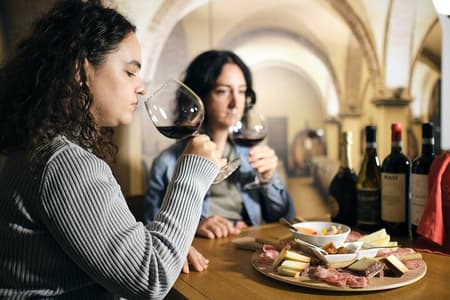 Degustazione di vini vicino alla Casa di Giulietta e all'Arena con Valpolicella