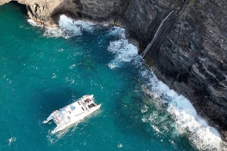 Na Pali Sunset & Sightsee Boat Tour