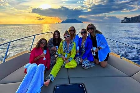 Da Sorrento: Tour privato in barca del pomeriggio all'isola di Capri