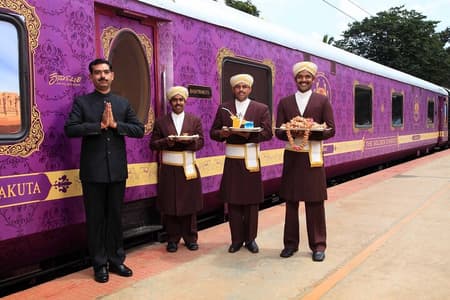 Royal Taj Mahal Day Experienc From New Delhi By First Class Train