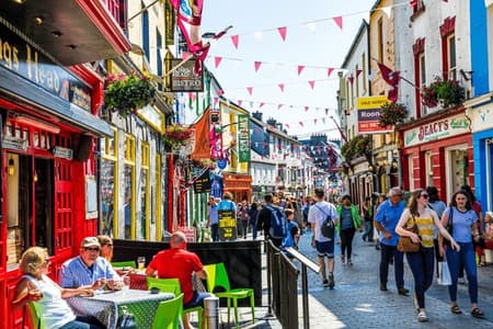 Cliffs of Moher, Doolin, Burren and Galway Day Tour from Dublin