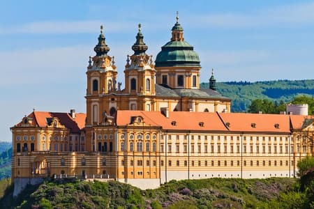 Melk, Wine & Dürnstein: A Wachau Private Tour from Vienna