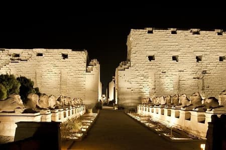 Karnak Night Experience : Transfert privé et billets d'entrée