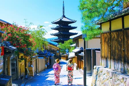Kyoto Gion & Higashiyama Historical Walking Tour