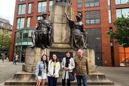 Daily Manchester City Centre Walking Tour with Local Guide