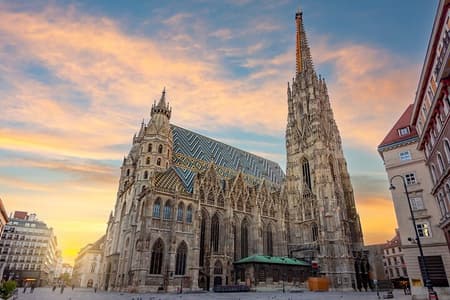 Guided Walking Tour of Vienna City Center Highlights