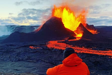Iceland Hiking Tour to Fagradalsfjall Volcano with Local Guide