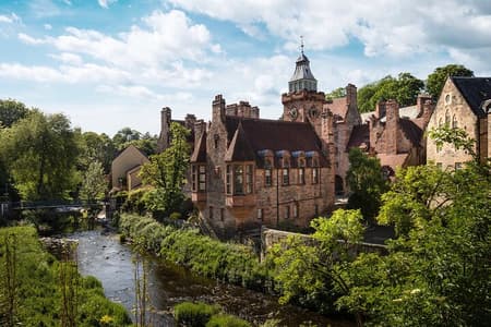 Edinburgh: Dean Village & New Town Walking Tour