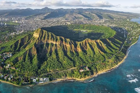 Diamond Head Hike Shuttle with Reservation Tickets Included