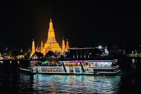 River Star Princess Dinner Cruise: Bangkok Chao Phraya River