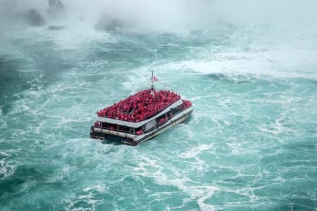 Niagara Falls 1 Day Tour from NYC with Maid of the Mist Boat Ride