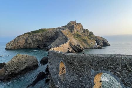 Bilbao: Gaztelugatxe, Bermeo, Mundaka en Gernika met Txakoli