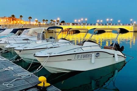 Taranto : Boat tour in the crystal clear waters of the Ionian Sea