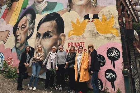 Un avant-goût de l'histoire de Manchester avec repas Boissons et guide 