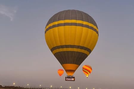 Heteluchtballon-zonsopgangtour met gratis vervoer in Dubai