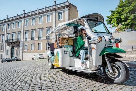 Lisbon: Half Day Sightseeing Tour on a Private Electric Tuk Tuk
