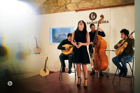 Fado by Casa da Guitarra