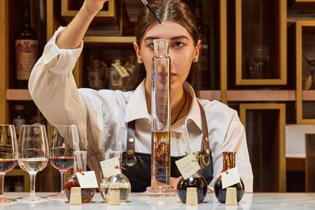 Vermouth Class - creazione di vermouth y degustazione prodotti Martini