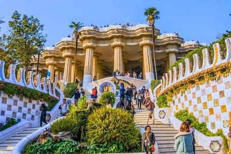 Park Guell Guided Tour with Skip the Line Ticket