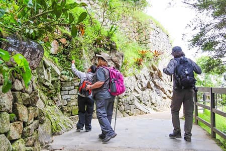 Private Guided Tour to Machu Picchu from Aguas Calientes