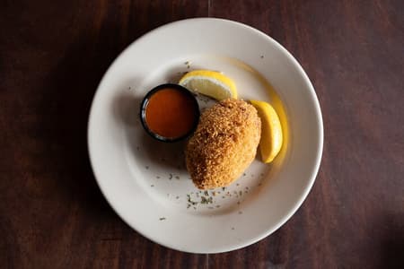 Tampa Food Tour with 5 Tastings of Local Favourites Classics