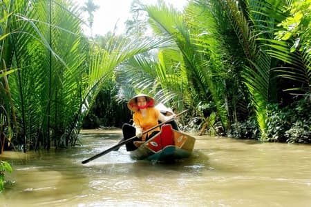 Mekong Delta Tour with Sampan Ride & Coconut Village Visit