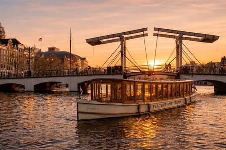 Amsterdam Luxury Canal Cruise + opzione Drinks & Bites illimitati