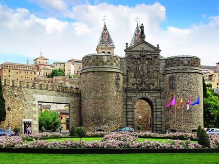 Special Discount Offer: Toledo with All Tickets Included (Optional Lunch) - Full-Day Guided Tour
