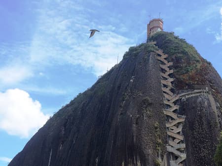 Guatapé y el Peñol – Tour de un día entero