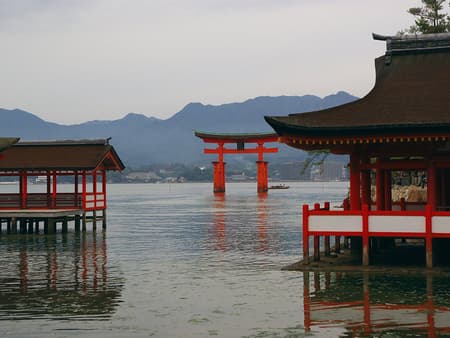 Full Day Hiroshima and Miyajima Tour