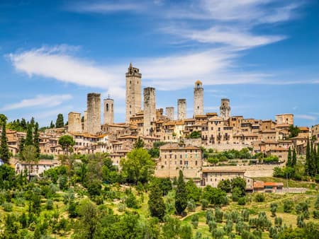Pisa, Siena und San Gimignano mit optionalem Mittagessen und Wein