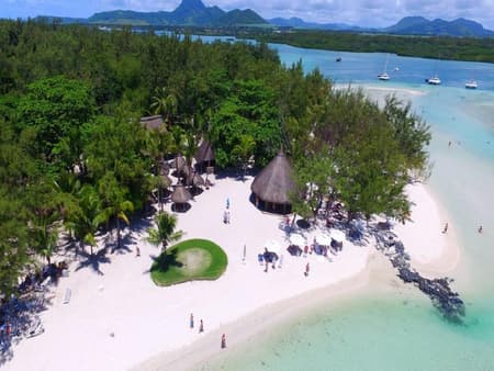 Ile Aux Cerfs - Boat Trip