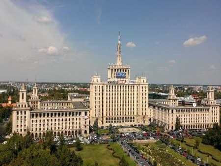 Full Day Bucharest Sightseeing Tour - From 2 people