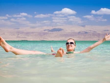 Купание в Мертвом море и обед